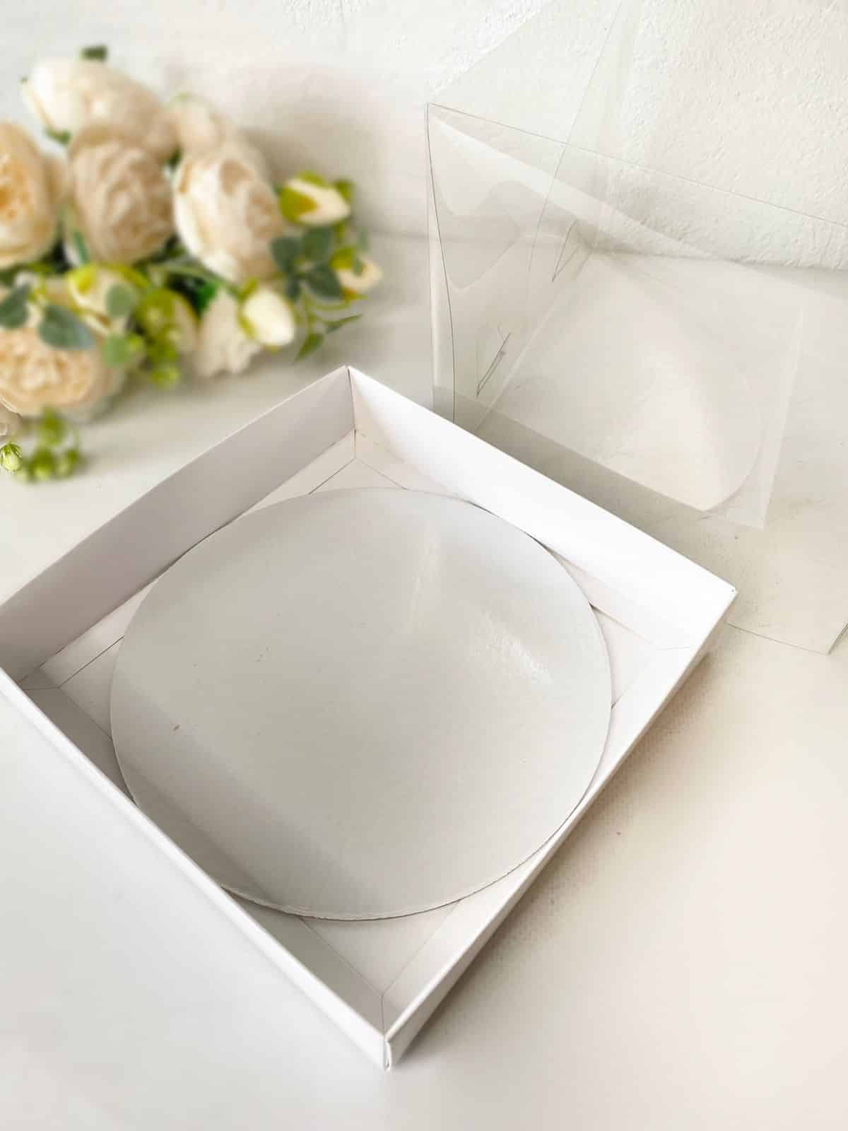 korobka-s-prozrachnoj-kryshkoj-pod-tort-18h18h16-sm-belyj-00695-2 Коробка торт/кекс 18х18х16 см, белый — изображение 3